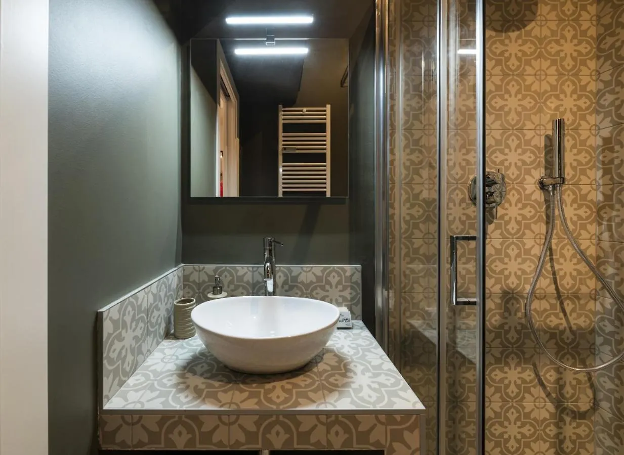 Easylife - Tranquillo Studio Vicino Prada Milan Apartment